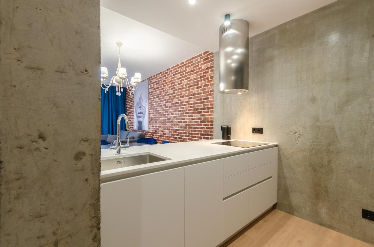 Petrovdom 12-95 Loft Apartments At Rc Kvartet, 16Г Vasyl Lypkivskyi Street Киев Экстерьер фото