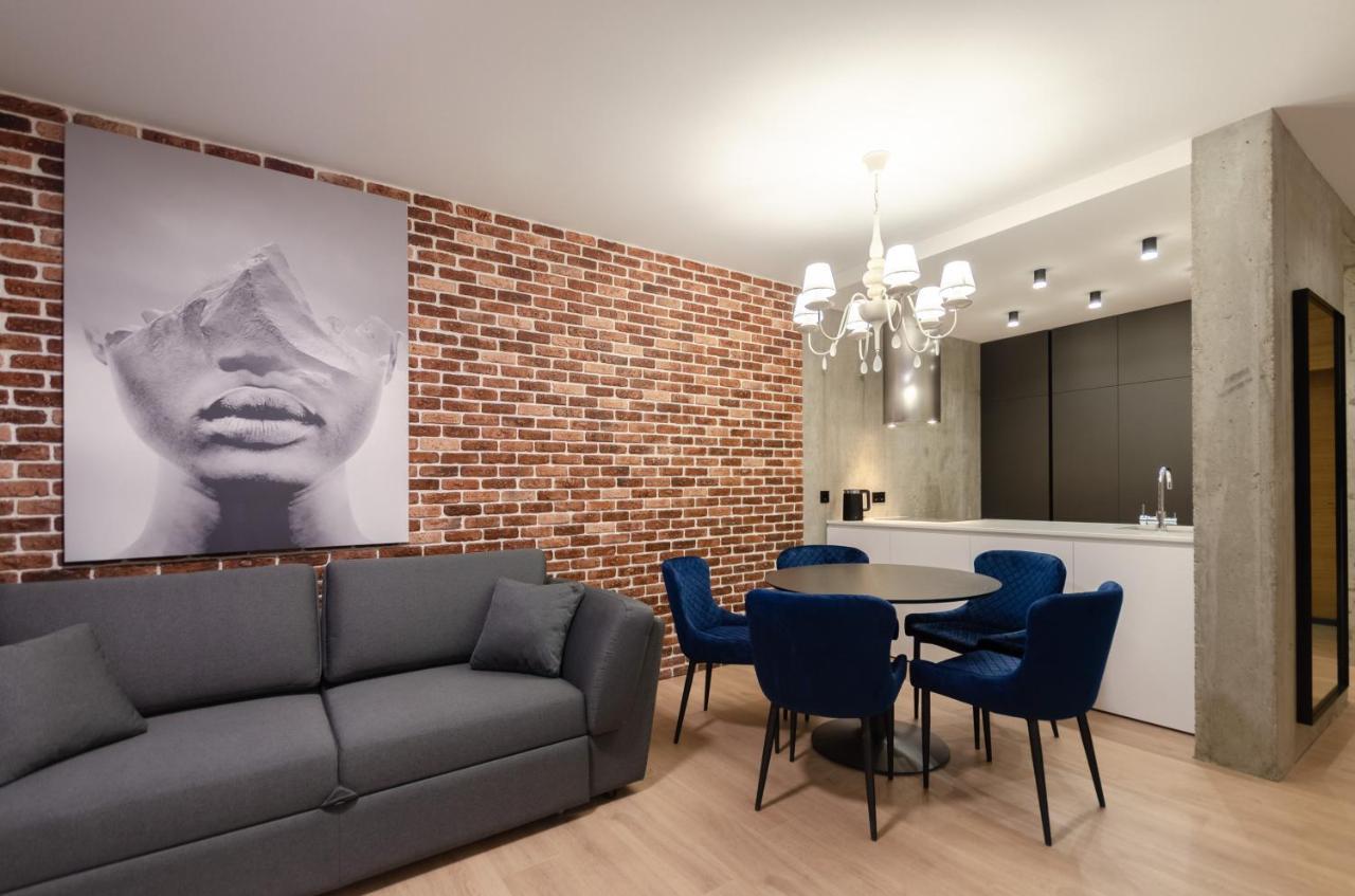Petrovdom 12-95 Loft Apartments At Rc Kvartet, 16Г Vasyl Lypkivskyi Street Киев Экстерьер фото