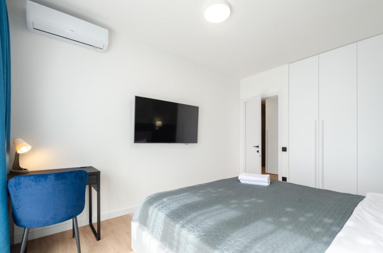 Petrovdom 12-95 Loft Apartments At Rc Kvartet, 16Г Vasyl Lypkivskyi Street Киев Экстерьер фото