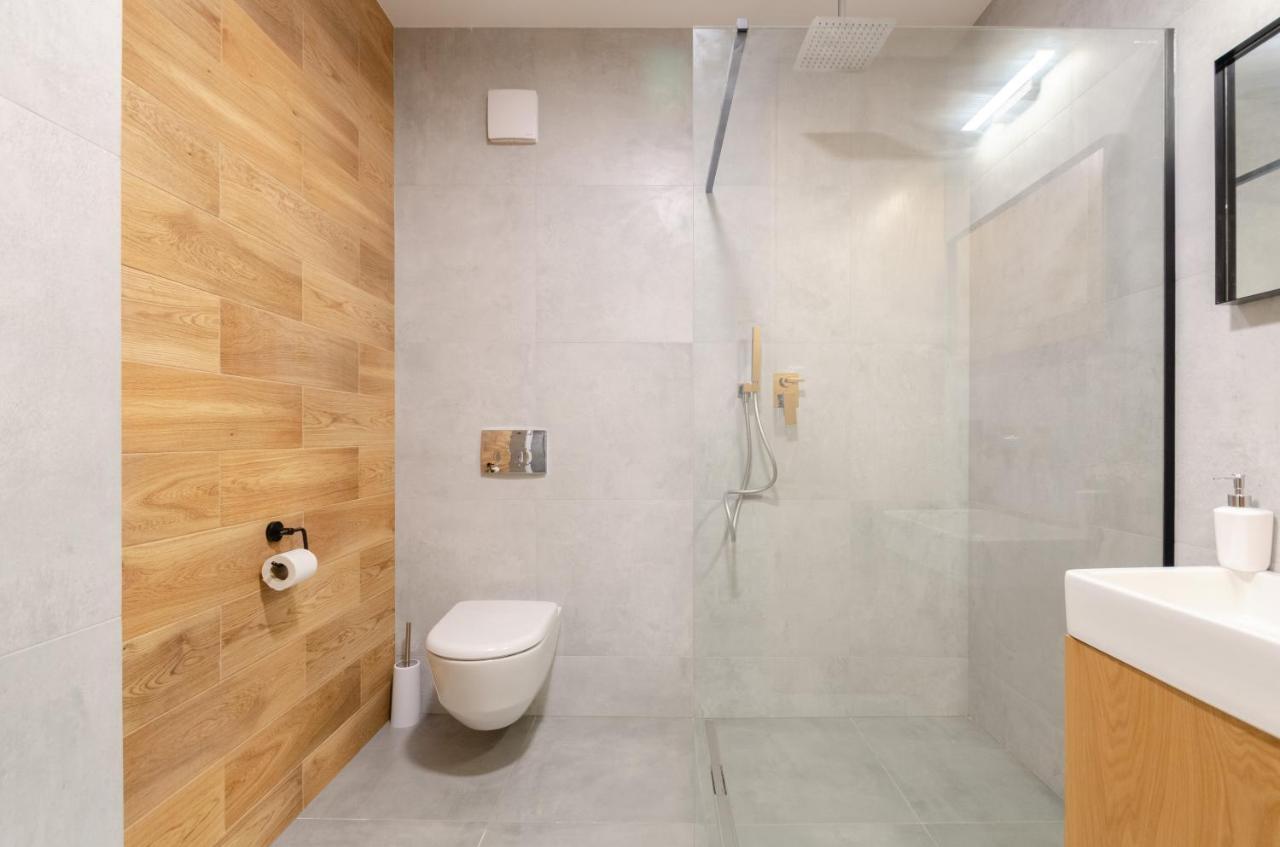 Petrovdom 12-95 Loft Apartments At Rc Kvartet, 16Г Vasyl Lypkivskyi Street Киев Экстерьер фото