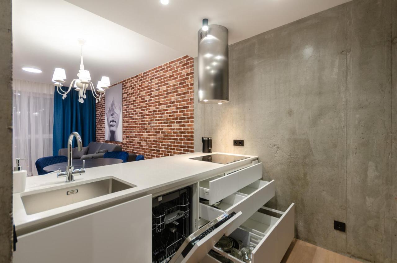 Petrovdom 12-95 Loft Apartments At Rc Kvartet, 16Г Vasyl Lypkivskyi Street Киев Экстерьер фото