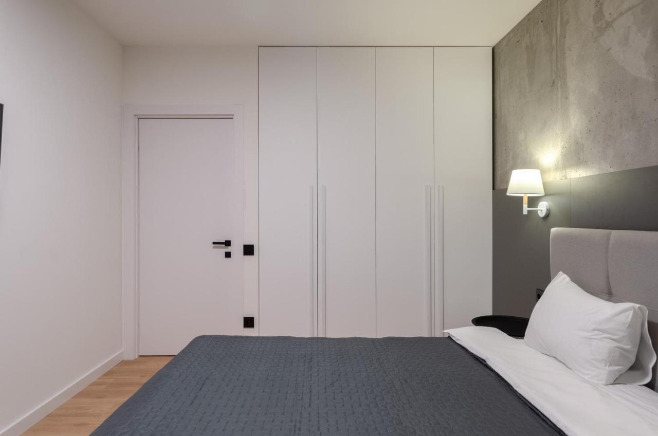 Petrovdom 12-95 Loft Apartments At Rc Kvartet, 16Г Vasyl Lypkivskyi Street Киев Экстерьер фото