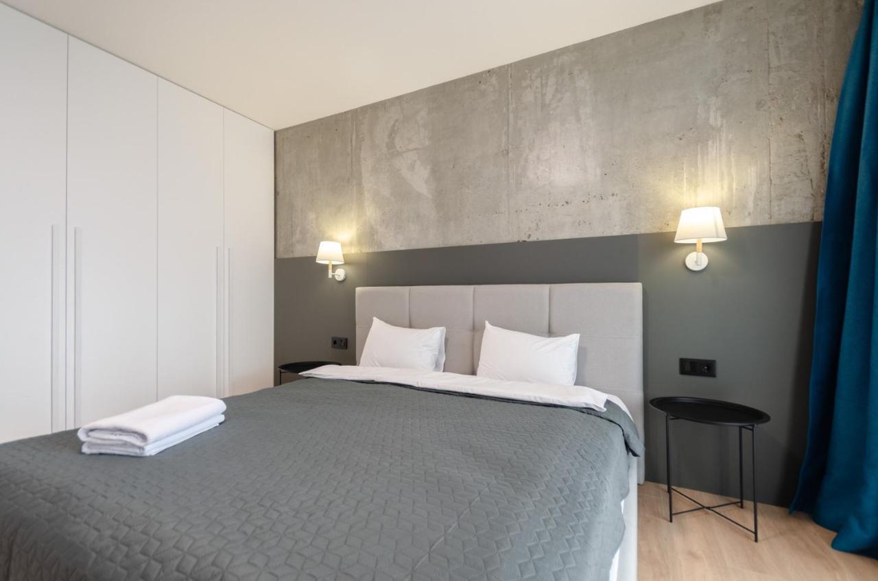 Petrovdom 12-95 Loft Apartments At Rc Kvartet, 16Г Vasyl Lypkivskyi Street Киев Экстерьер фото