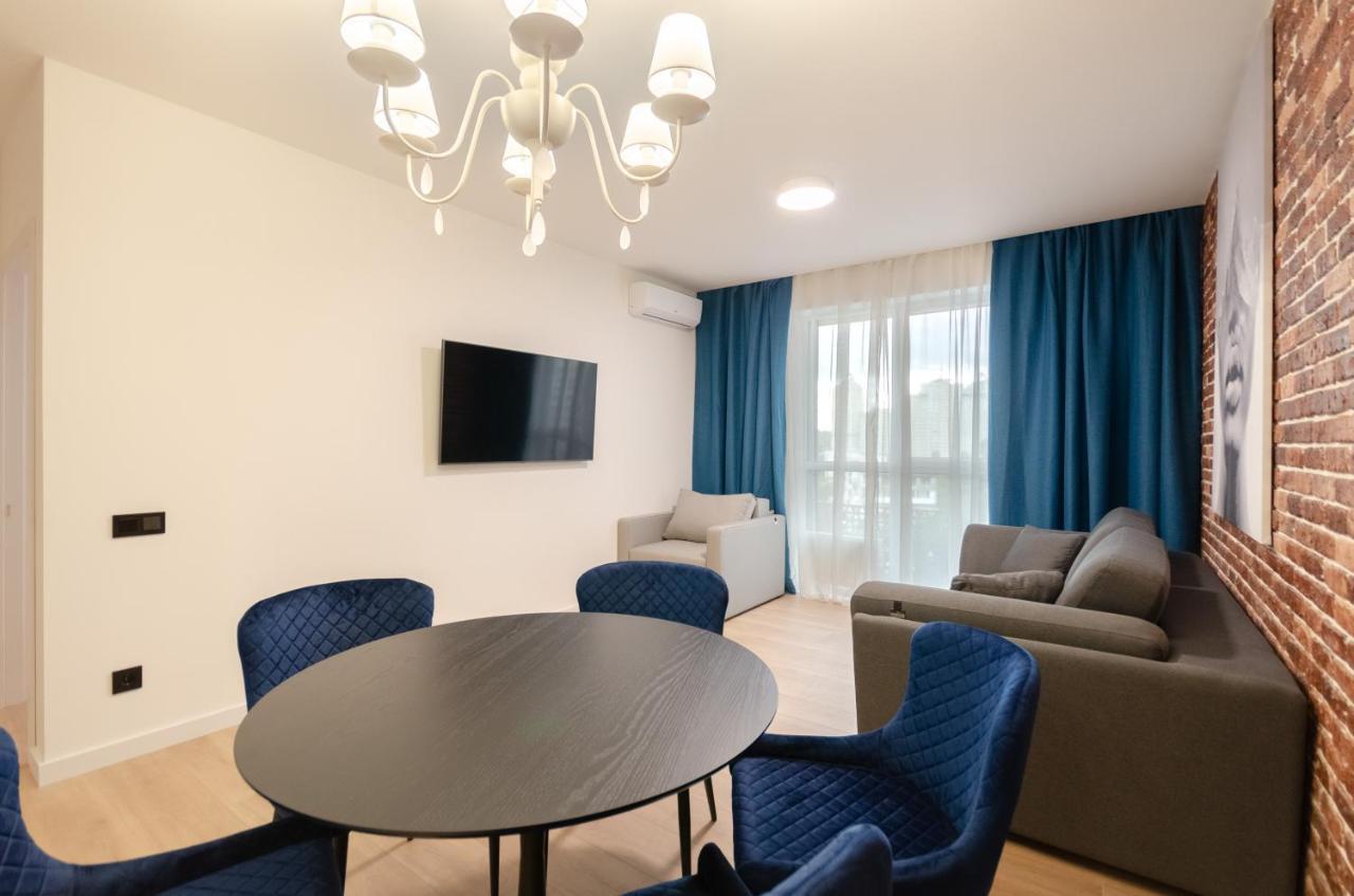 Petrovdom 12-95 Loft Apartments At Rc Kvartet, 16Г Vasyl Lypkivskyi Street Киев Экстерьер фото